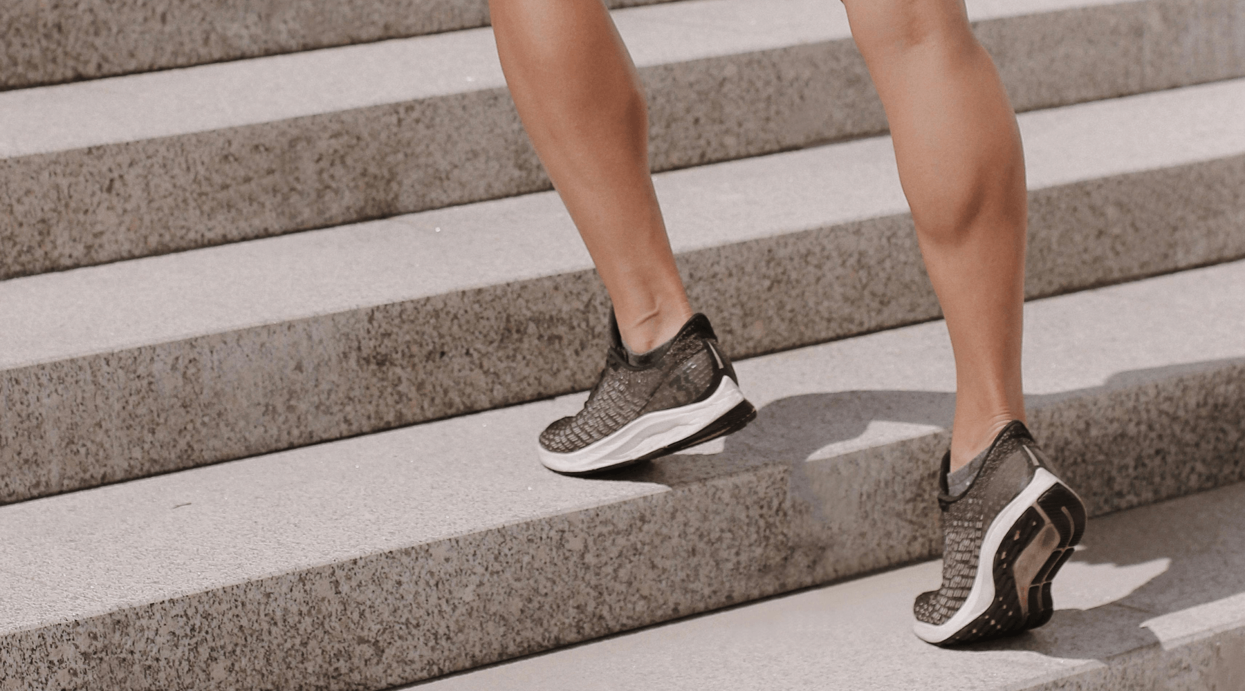 The Ultimate Guide to Women's Basic Workout Routines: From Home to The Gym