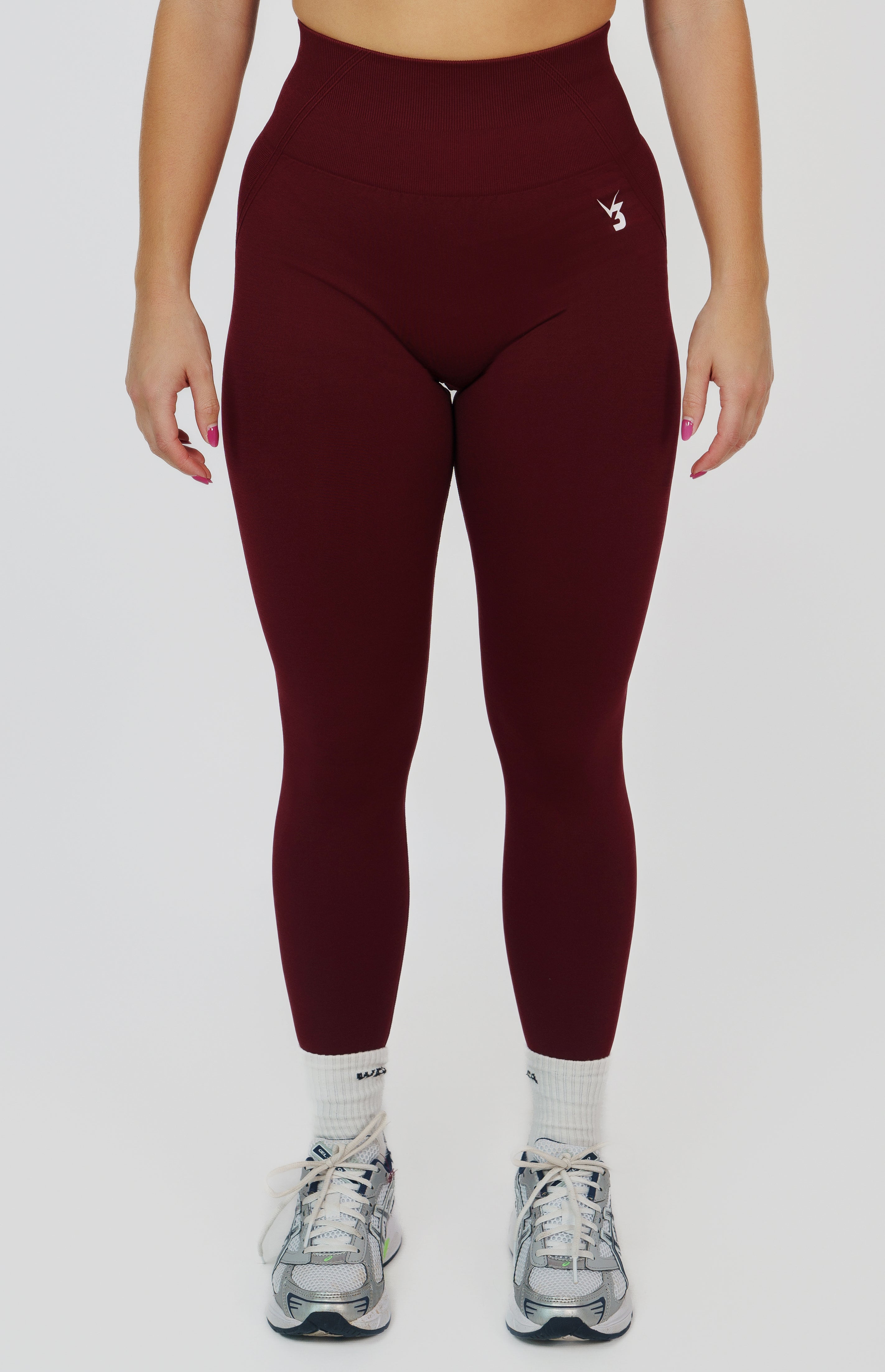 Tempo Seamless Scrunch shorts- Pomegranate Red